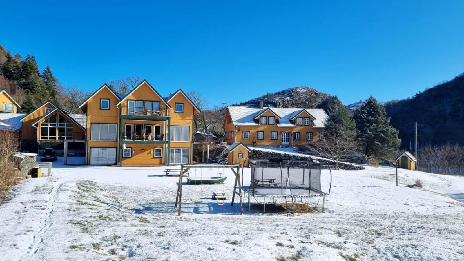 Hausvikstranda Lyngdal Exterior photo